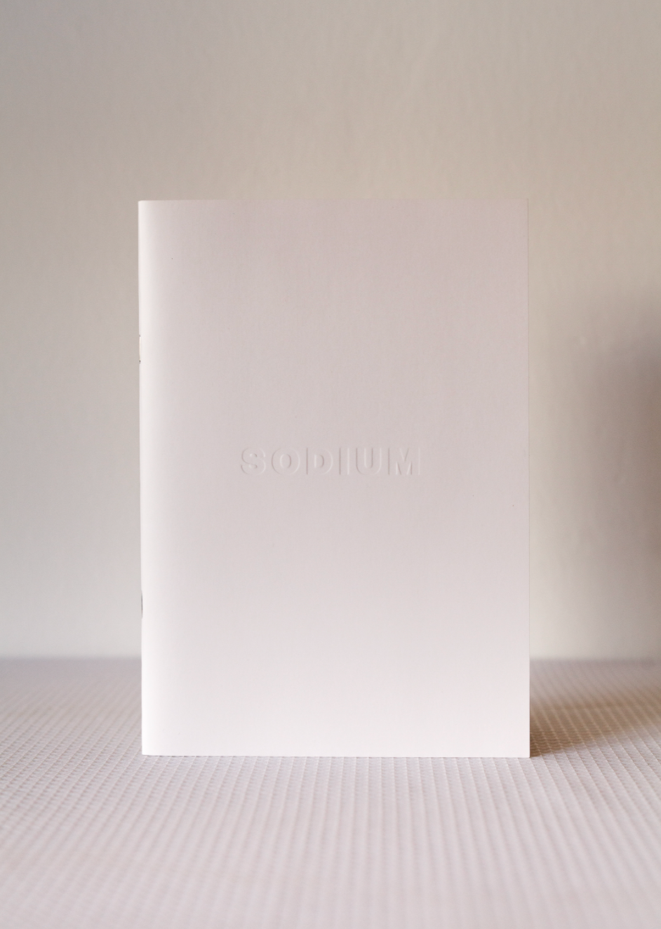 Dominika Troicka - "Sodium" - Livre