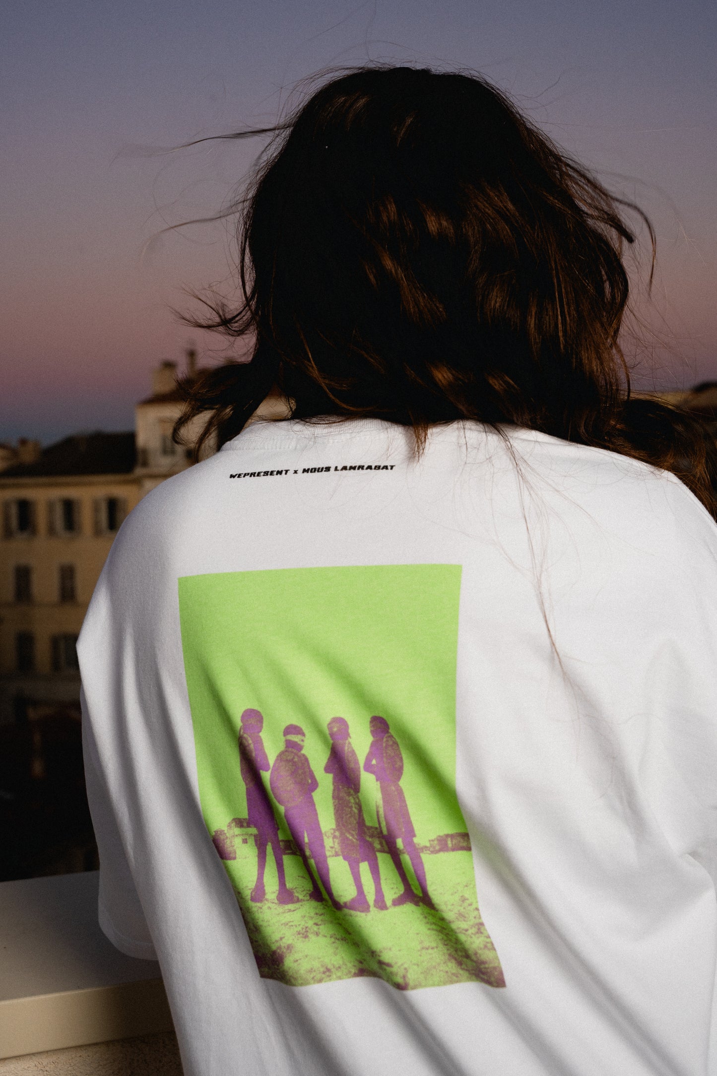 MOUSTALGIA - T-shirt WePresent "Cowabanga dude"