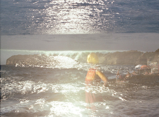 Joséphine Vallé Franceschi - Véra Kaplan disait que la mer mentait mieux que nous. (2025)